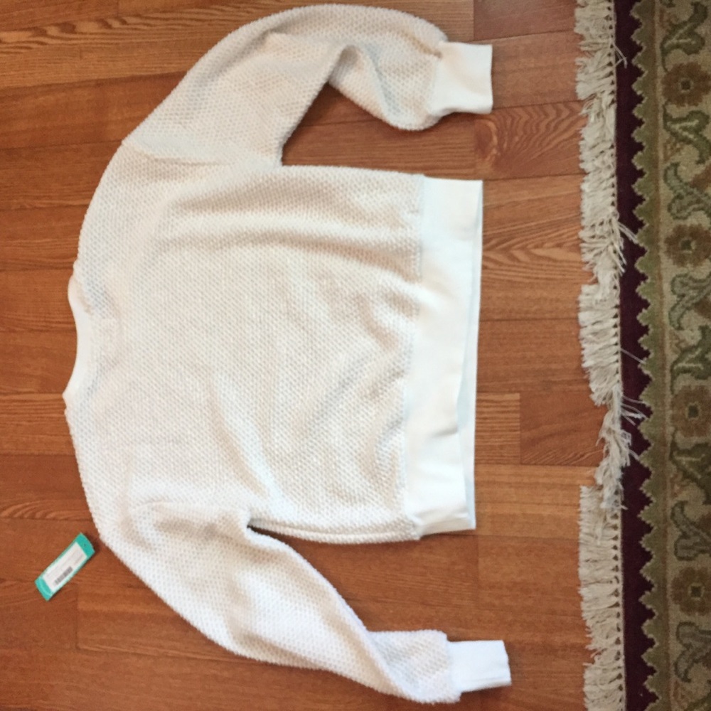 Marine Layer Birds Eye Tanisha Sweatshirt - Picture 12 of 15